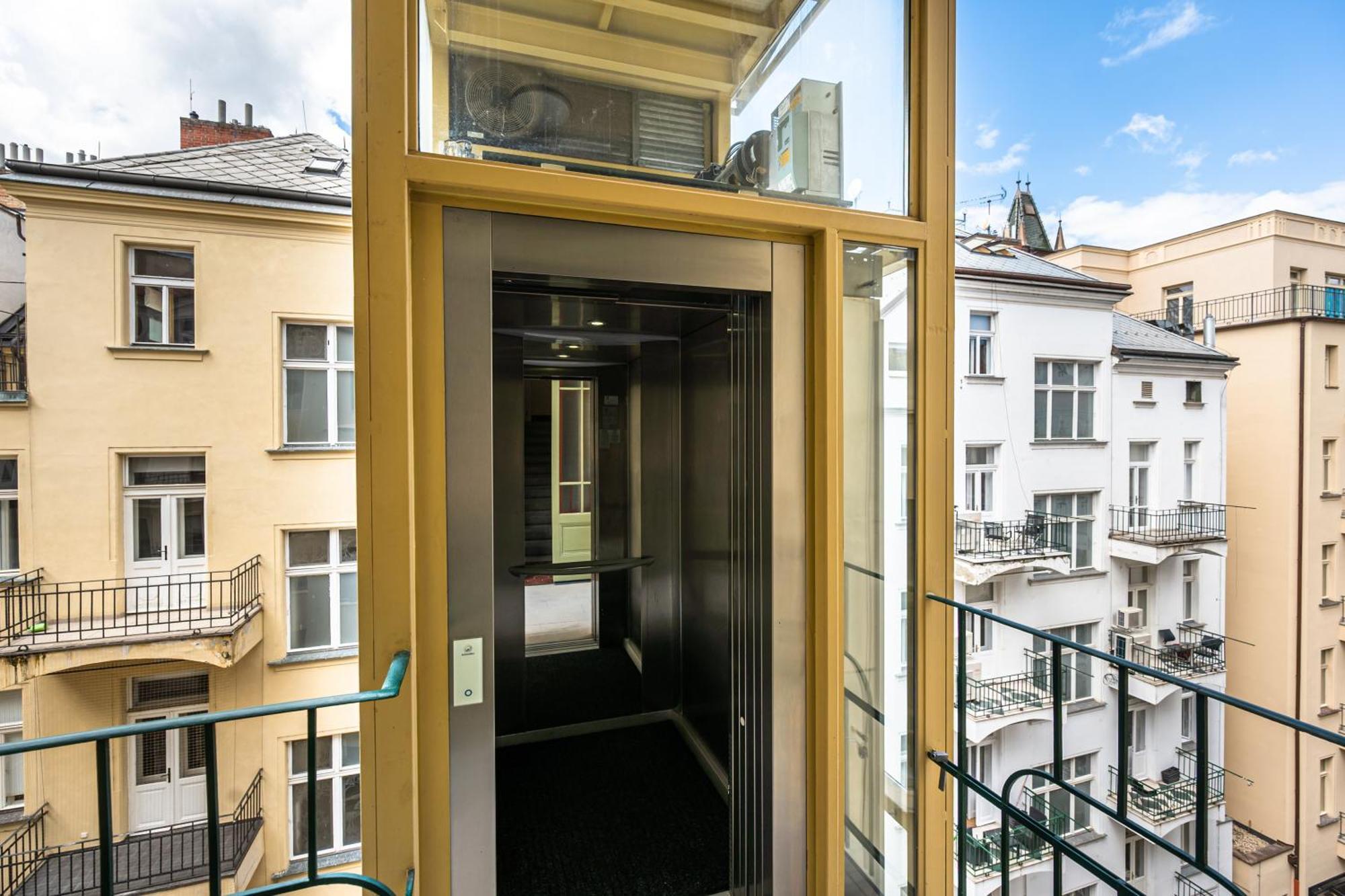 Wishlist Residences - Old Town Square Daire Prag