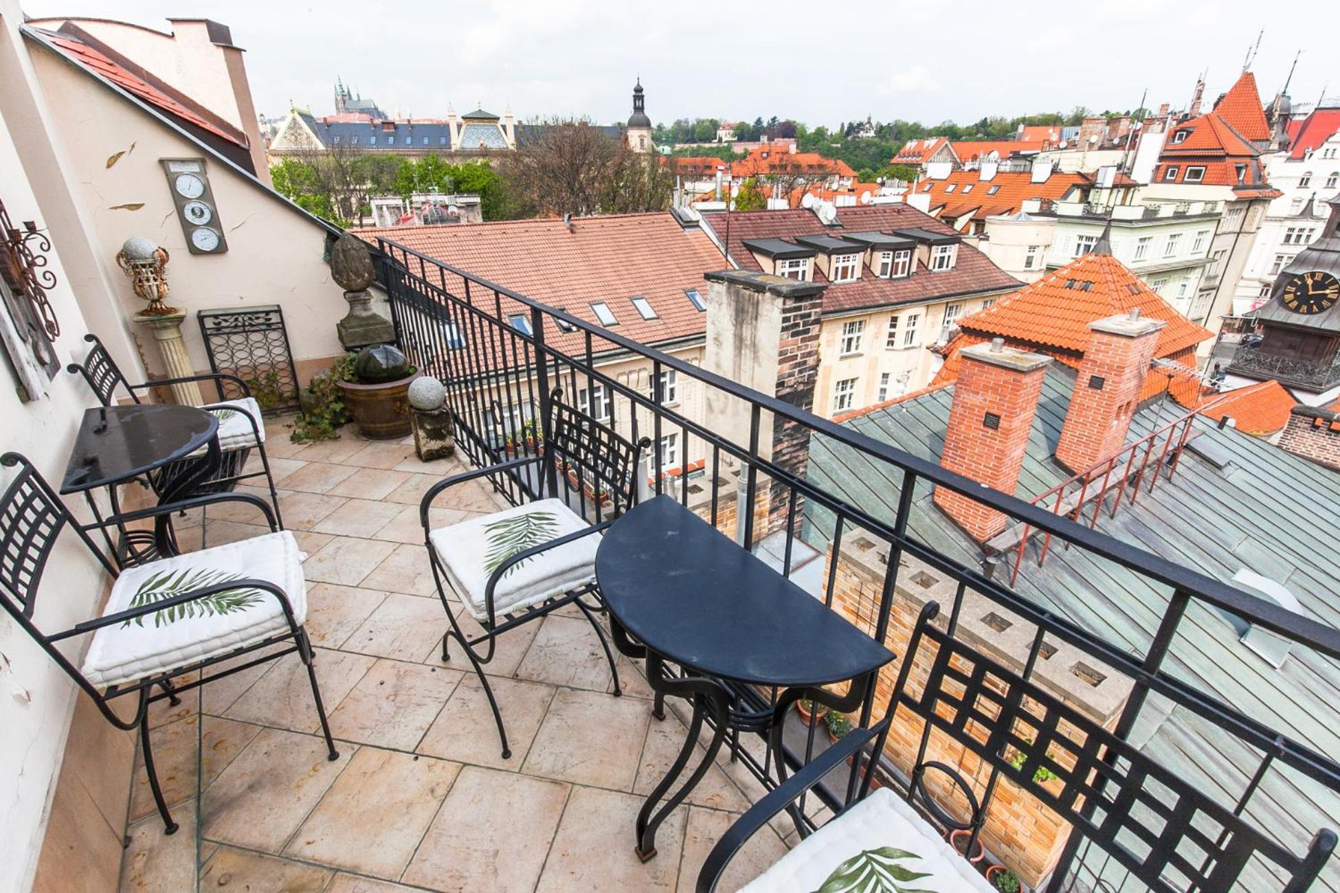 Wishlist Residences - Old Town Square * Prag
